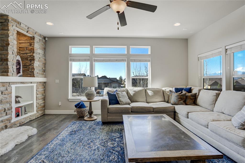 11644 Spectacular Bid Circle