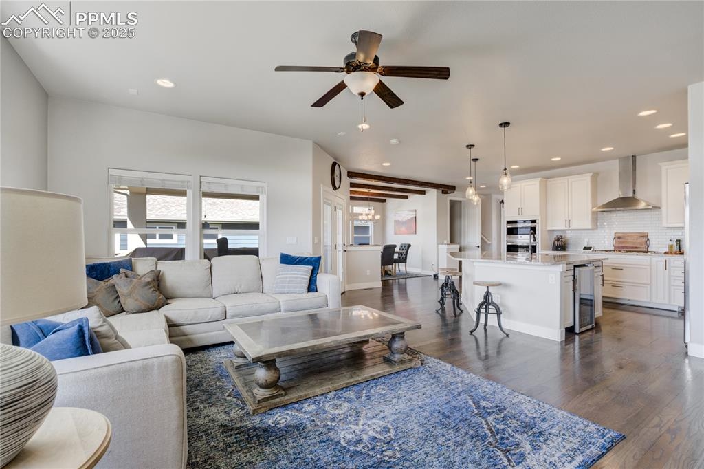 11644 Spectacular Bid Circle