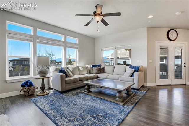 11644 Spectacular Bid Circle