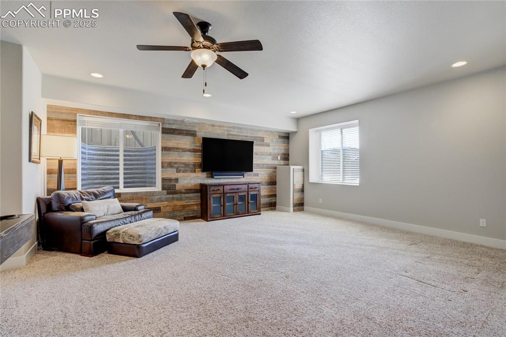 11644 Spectacular Bid Circle
