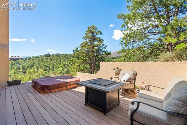 1240 Oak Hills Drive