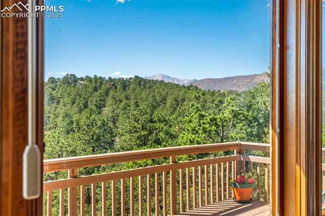 1240 Oak Hills Drive