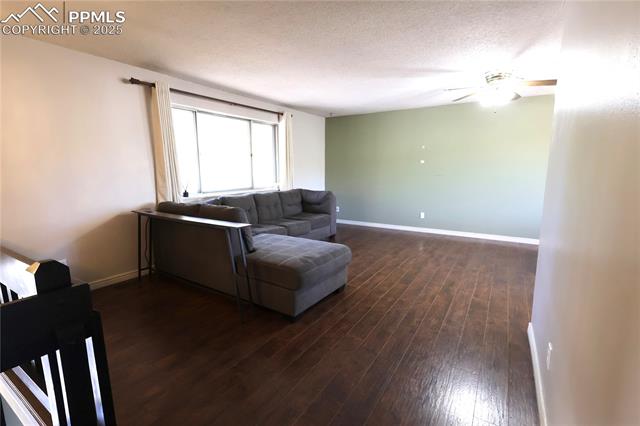 1623 James Circle