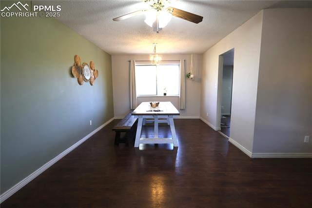 1623 James Circle