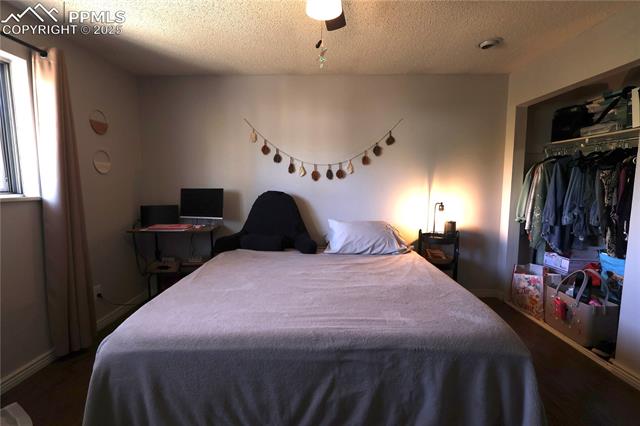 1623 James Circle