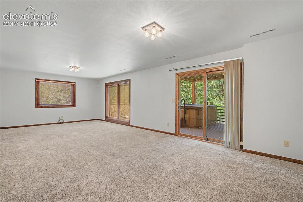 6745 Northvale Lane