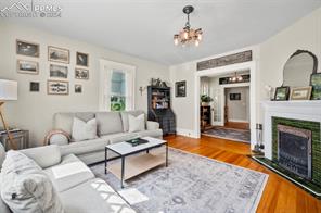 1332 N Tejon Street