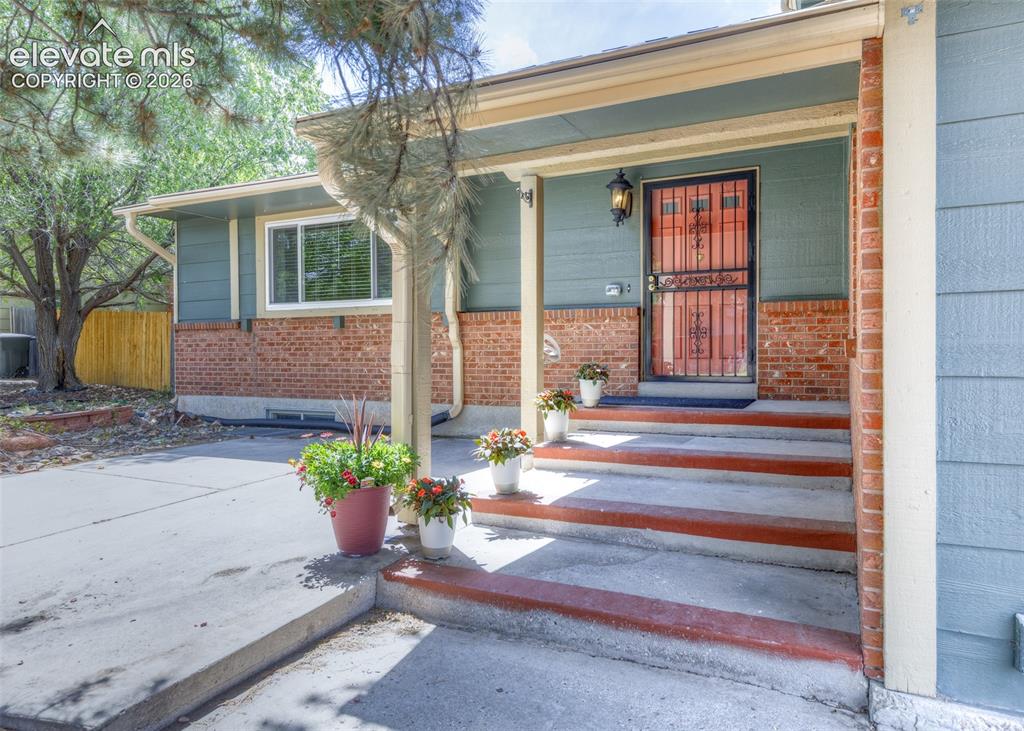 465 Silver Spring Circle