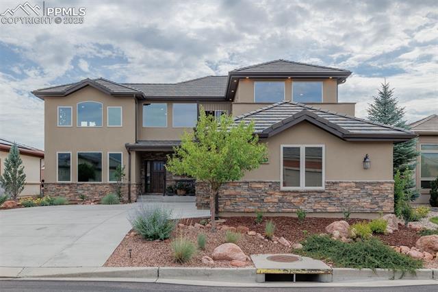 3033 Cathedral Park View