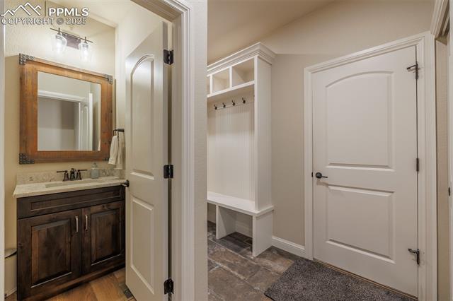 3033 Cathedral Park View
