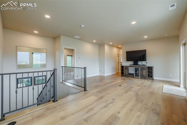 3033 Cathedral Park View