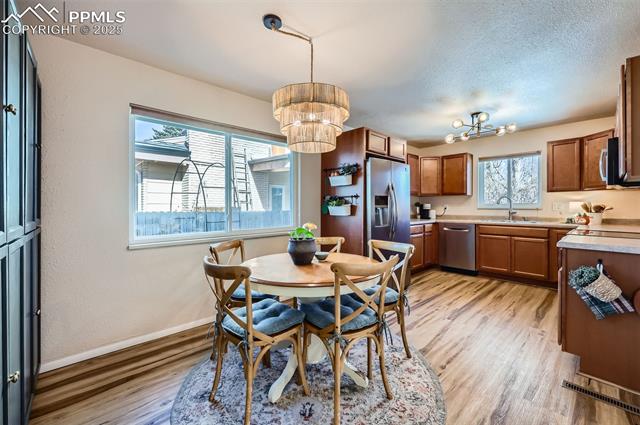 2809 Flintridge Drive