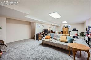 2809 Flintridge Drive