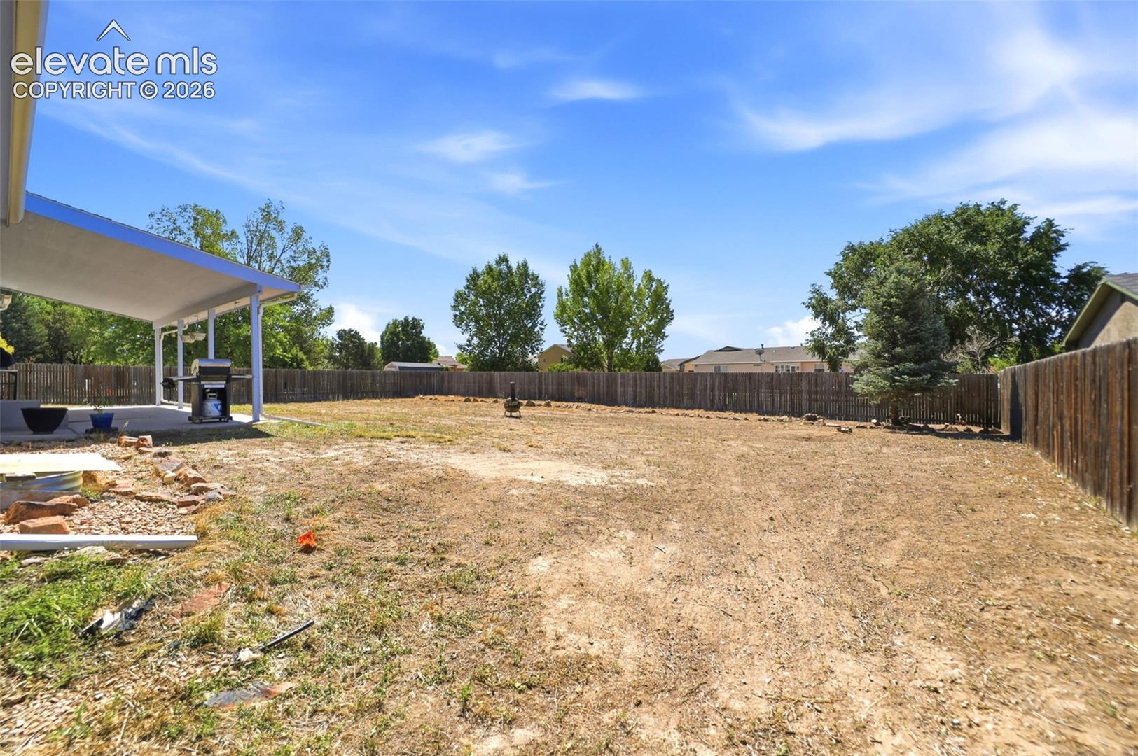 458 W Lookout Drive