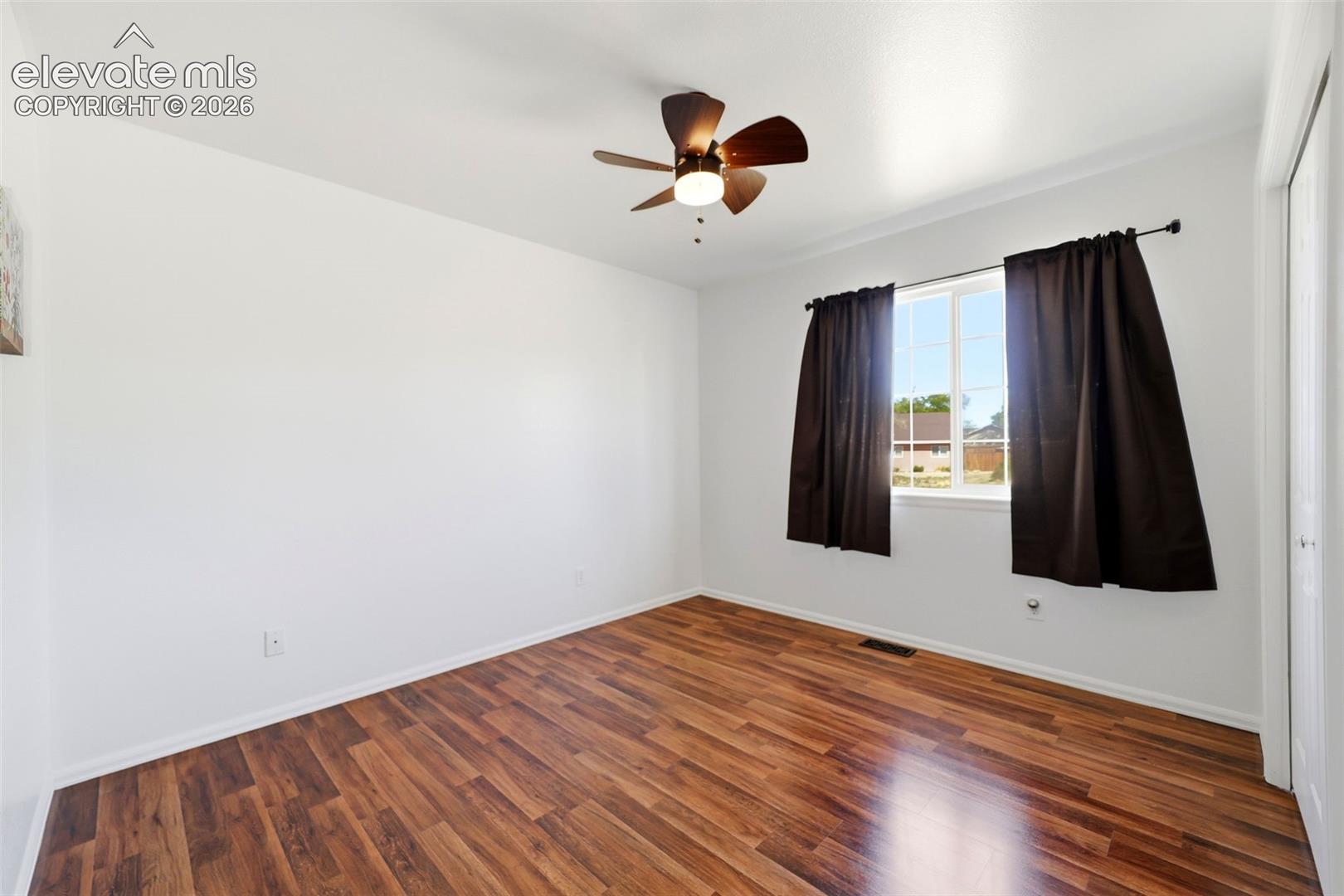 458 W Lookout Drive
