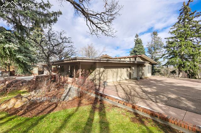 2 Penrose Lane
