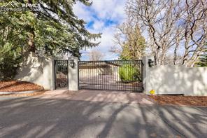 2 Penrose Lane