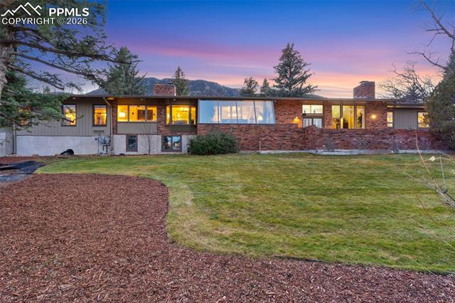 2 Penrose Lane