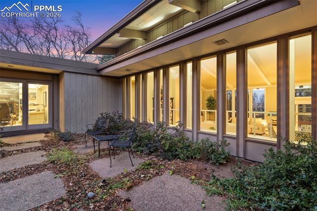 2 Penrose Lane