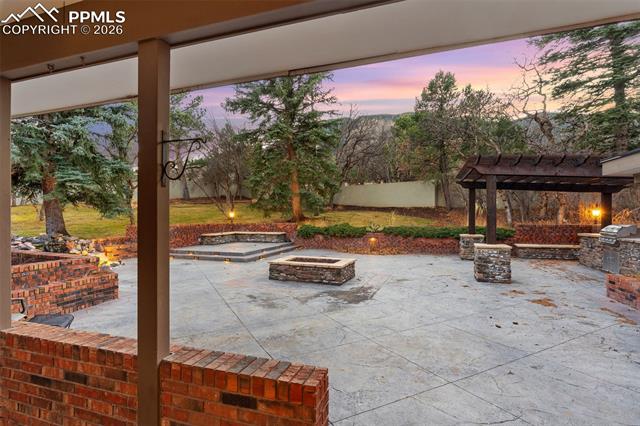 2 Penrose Lane
