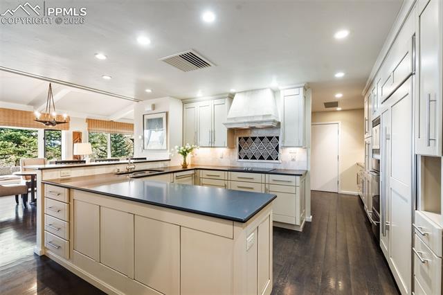2 Penrose Lane