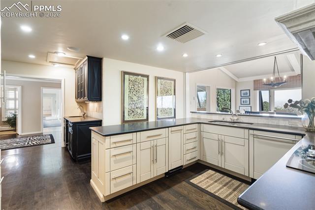 2 Penrose Lane