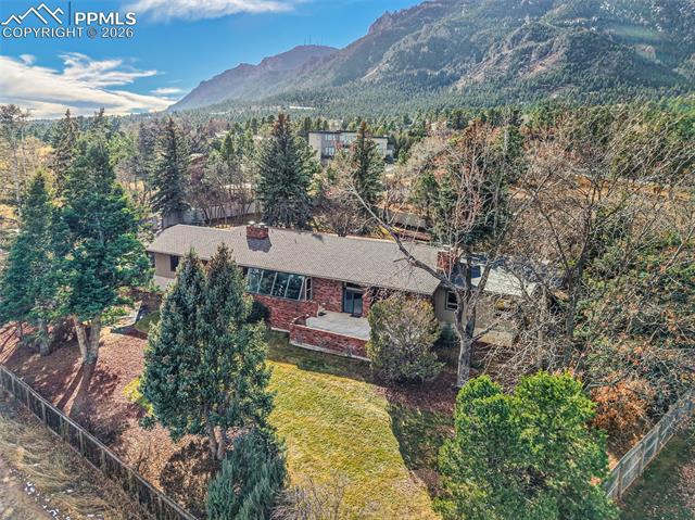 2 Penrose Lane