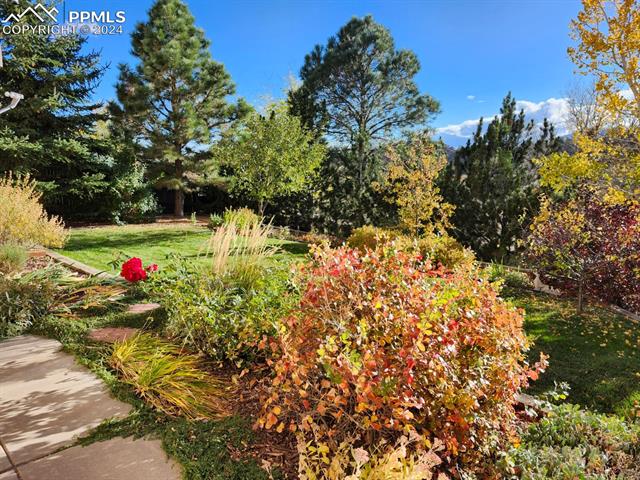 1735 Smoke Ridge Drive