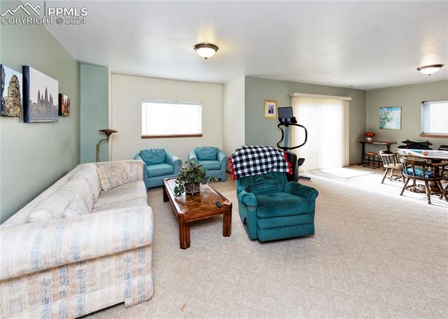 1735 Smoke Ridge Drive