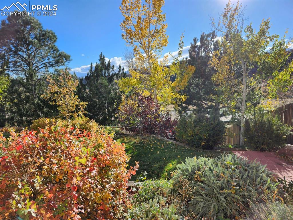 1735 Smoke Ridge Drive