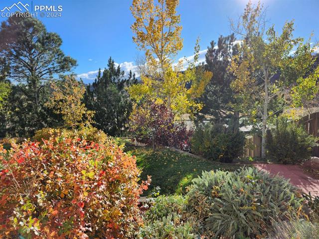 1735 Smoke Ridge Drive