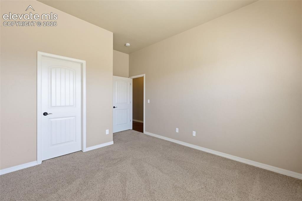 13184 Cake Bread Heights