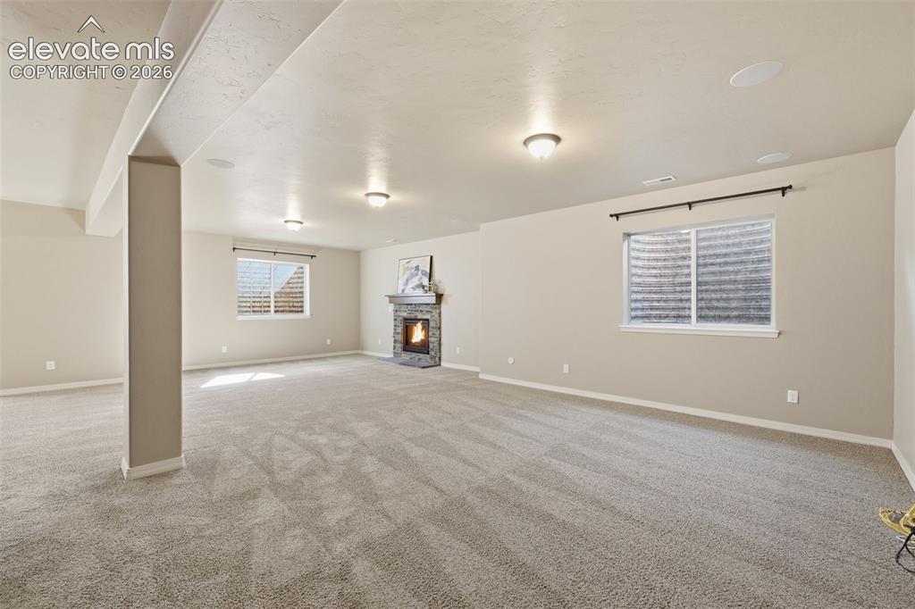 13184 Cake Bread Heights
