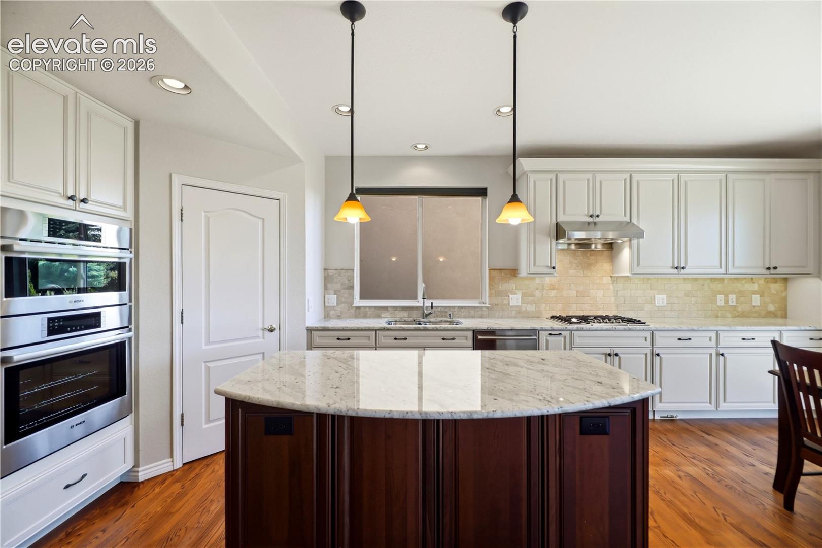 10090 Palisade Ridge Drive