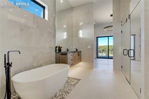 4118 Pinehurst Circle