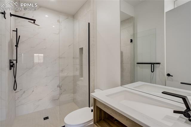 4118 Pinehurst Circle
