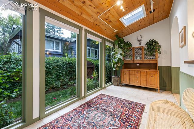 2 Winfield Avenue