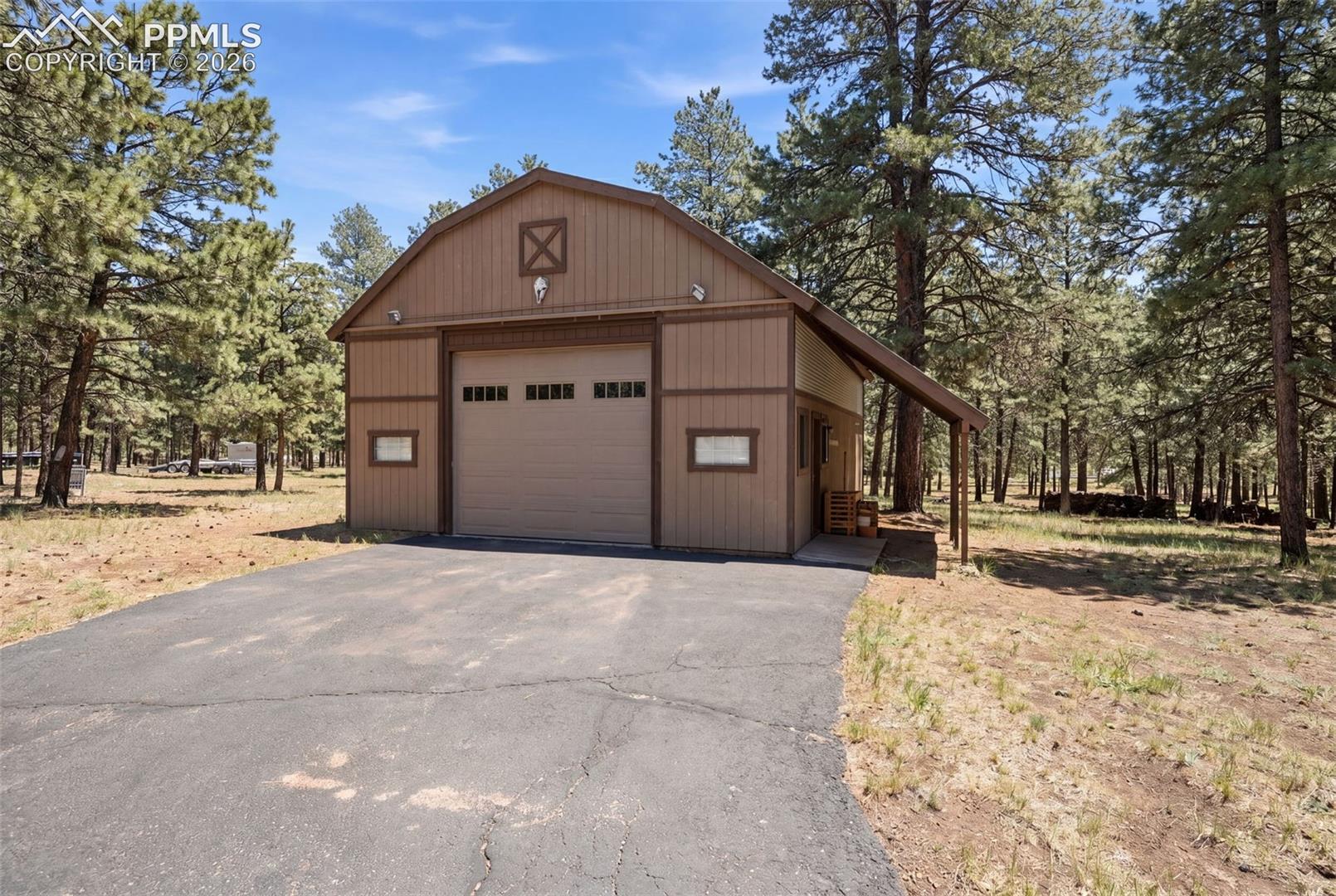 18475 Lake Drive
