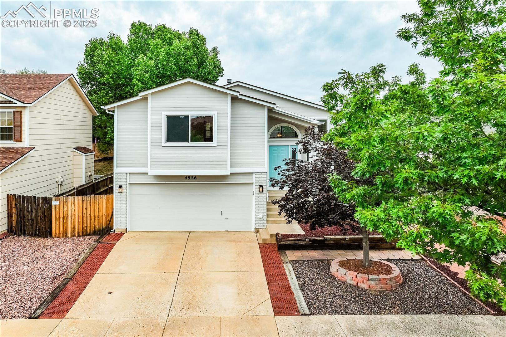 4926 Chariot Drive
