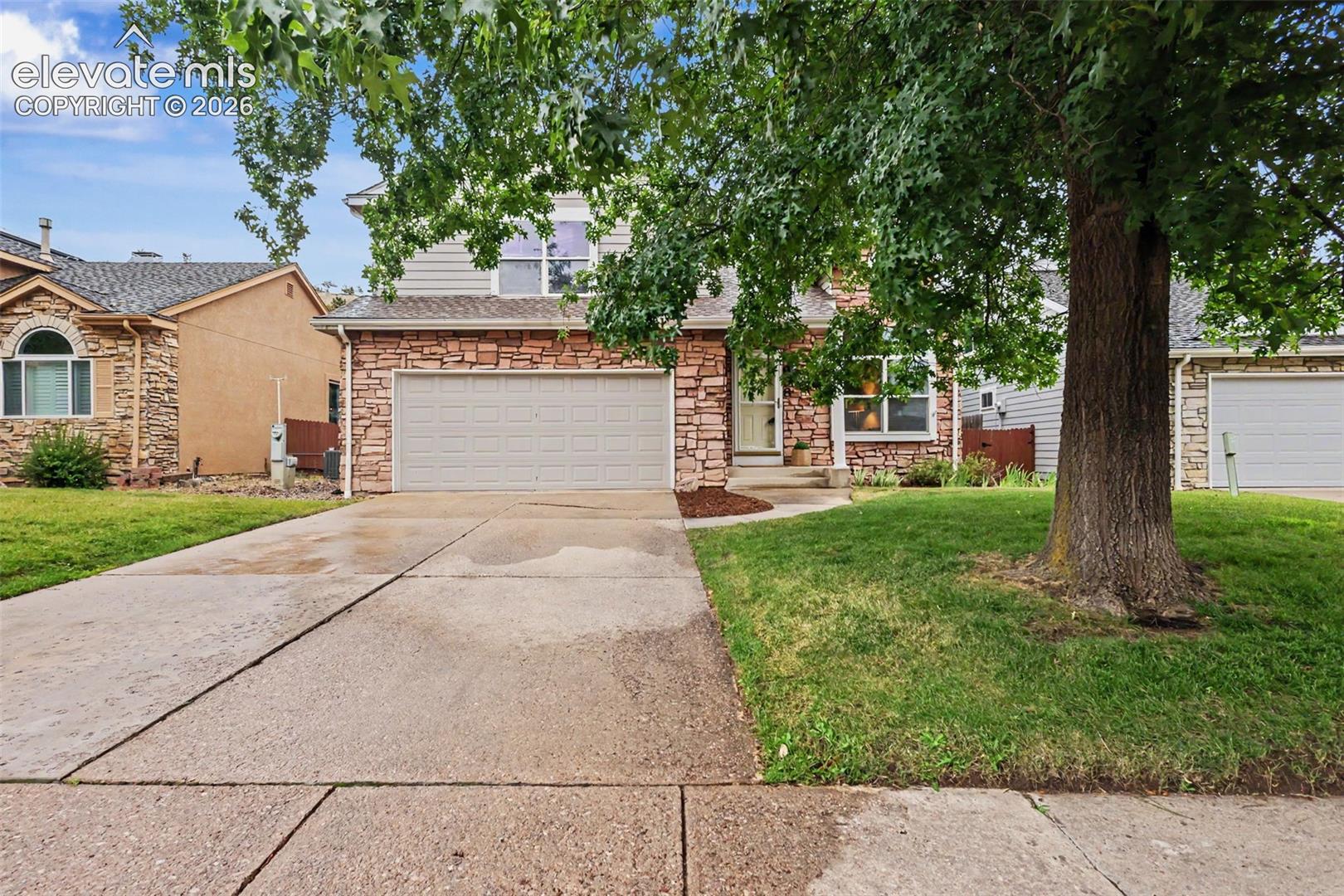 908 Dancing Horse Drive