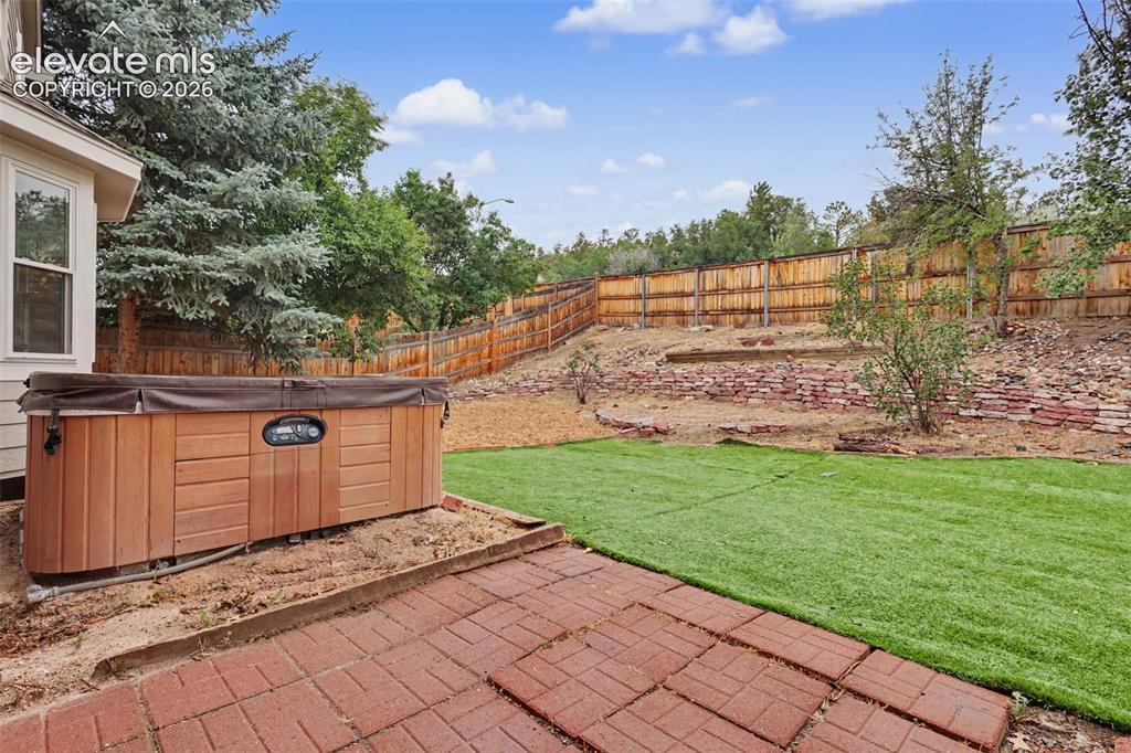 908 Dancing Horse Drive