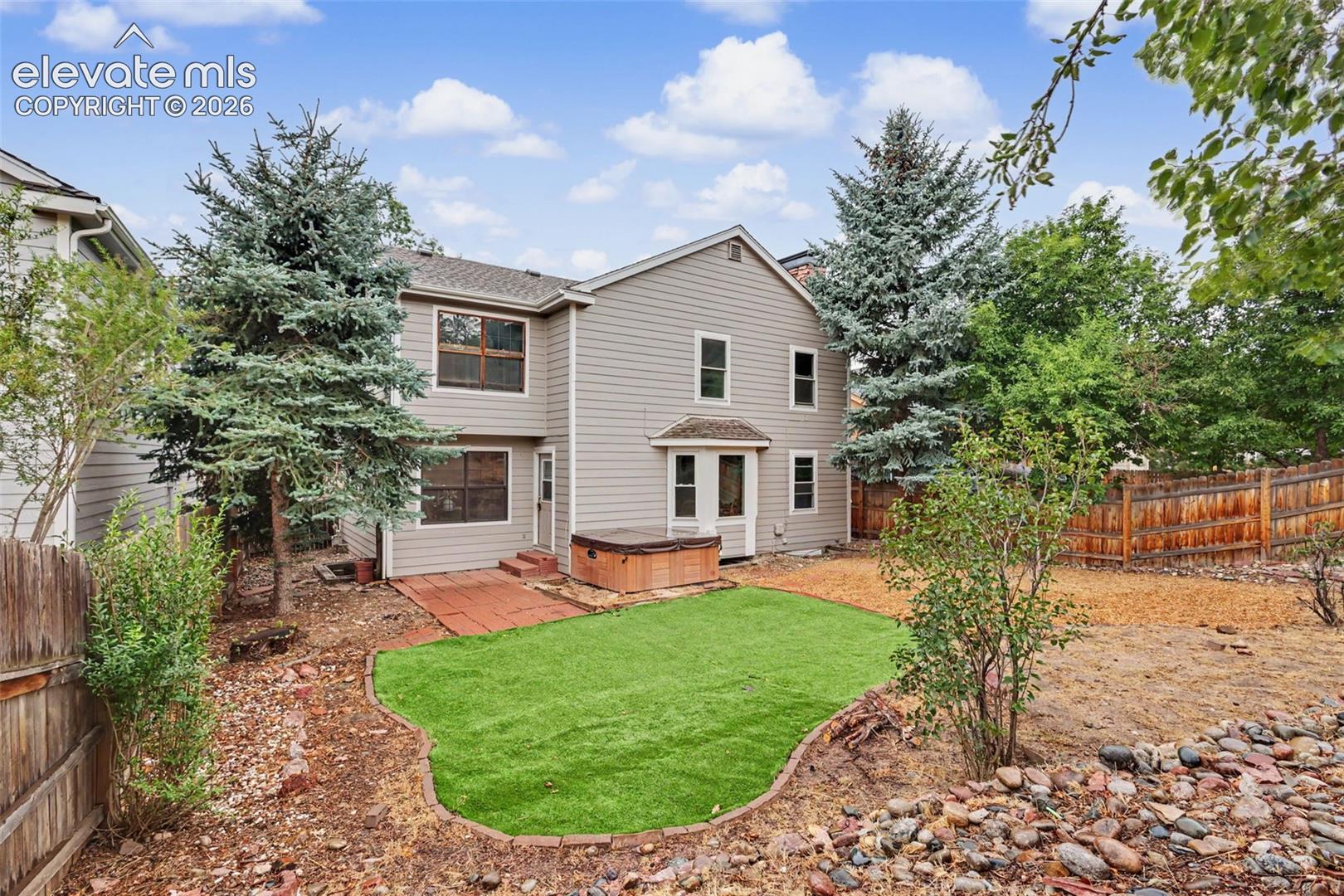 908 Dancing Horse Drive