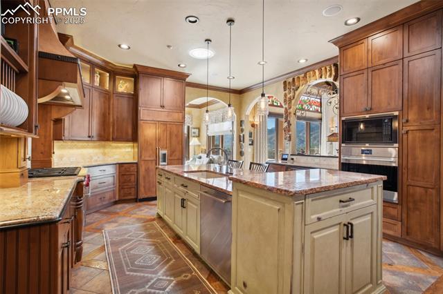 2575 White Rock Lane