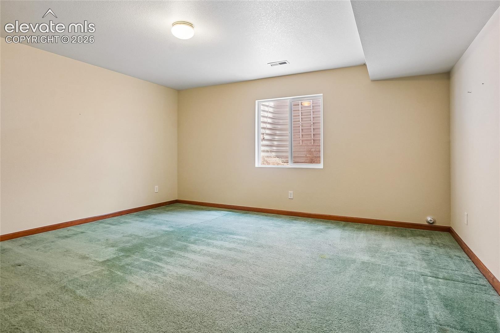 844 Foxwood Drive