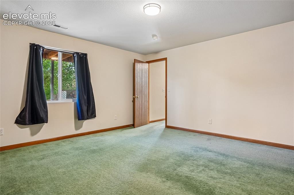 844 Foxwood Drive