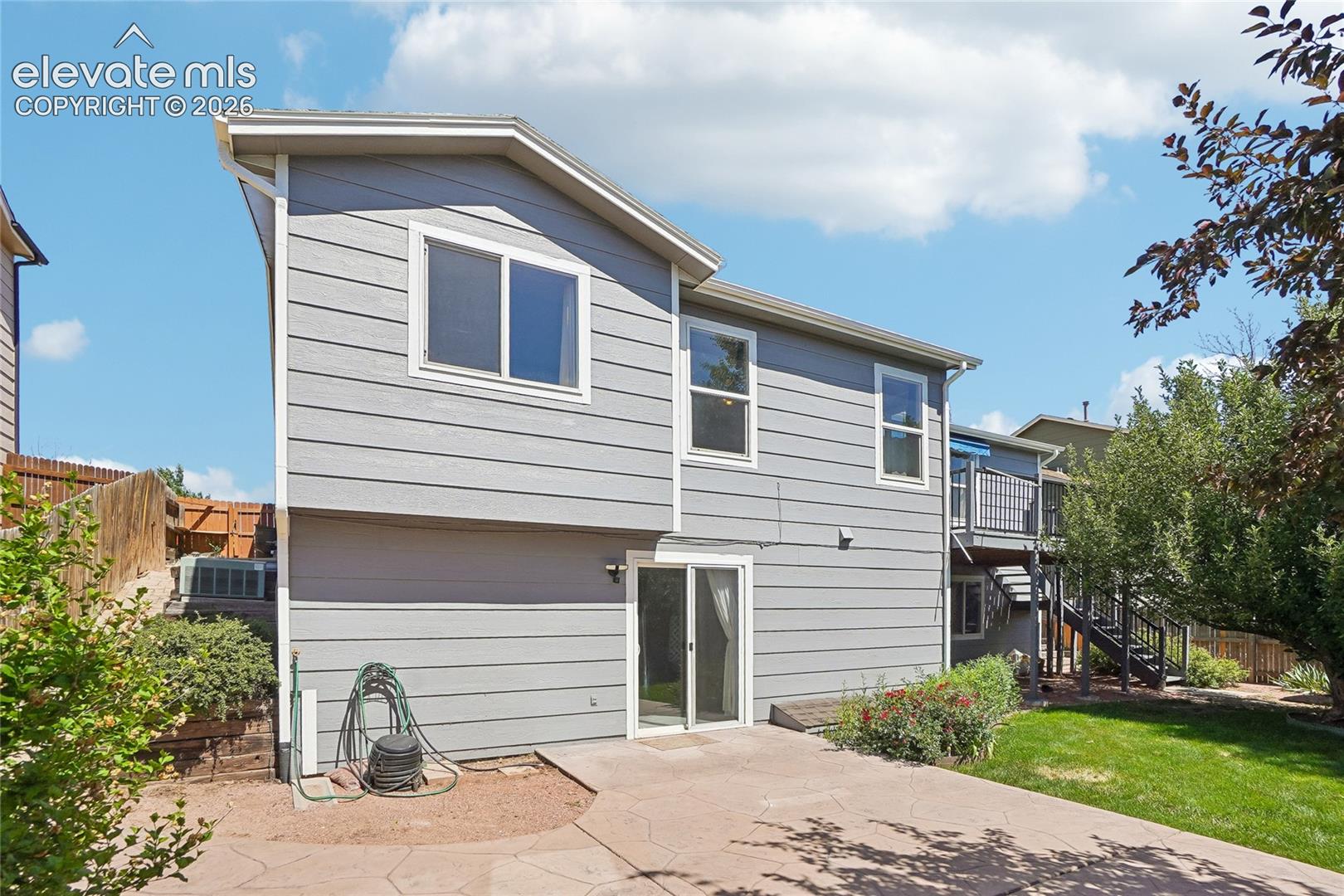 844 Foxwood Drive