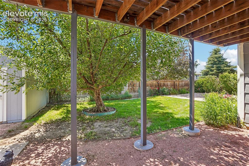 844 Foxwood Drive
