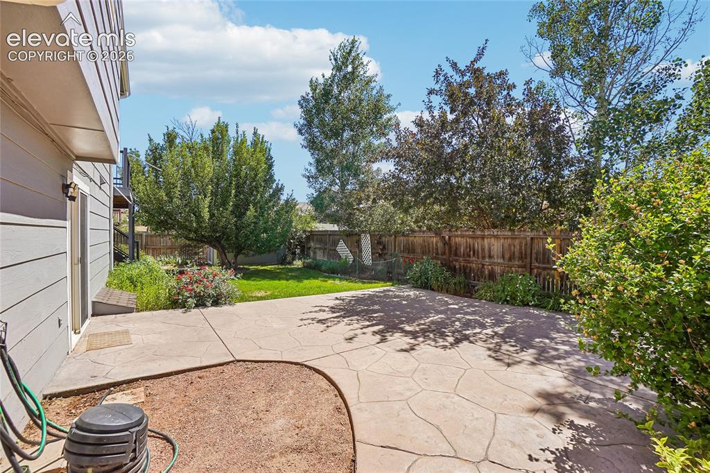 844 Foxwood Drive