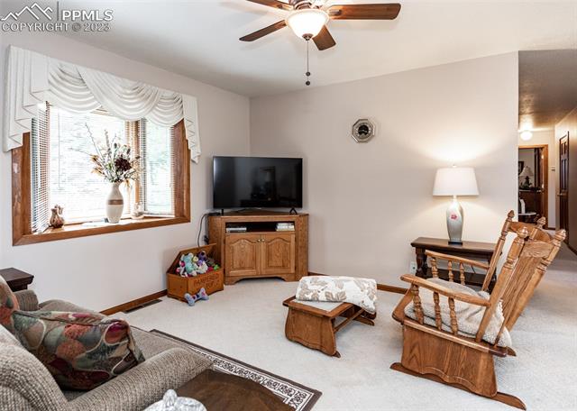 633 Golden Hills Road