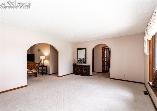 633 Golden Hills Road